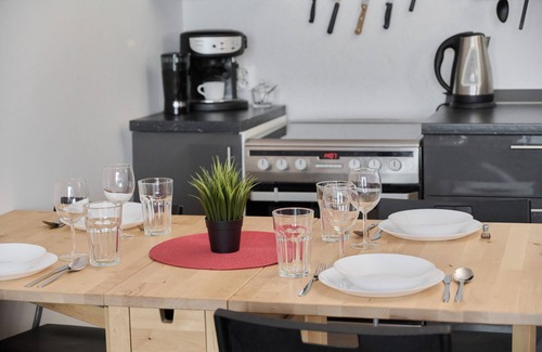 Fabryczna Apartment | Drzewieckiego Apartments by Renters