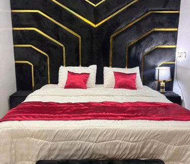 Alimosho Hotel | Dsign Apartment And Lounge