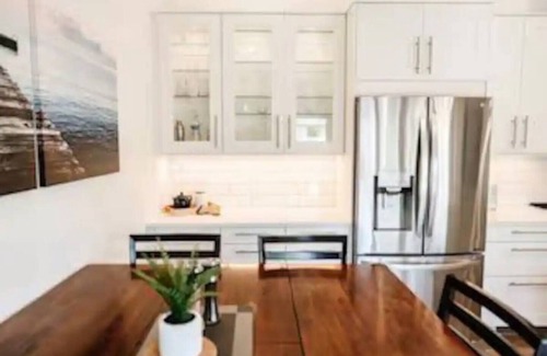 North End House | DT Cozy Retreat: The Oxford