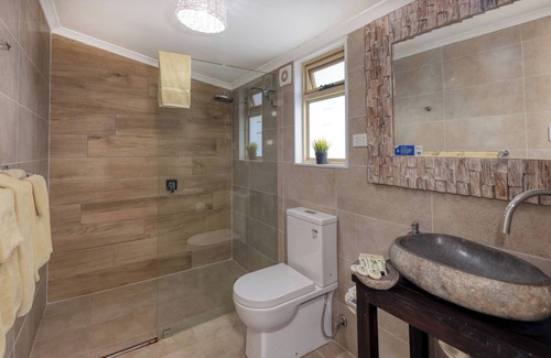 Dubbo Cabin | Dubbo Rhino Lodge