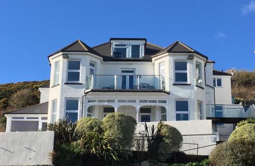 West Looe Apartment | Duchy Lemain Garden Apts