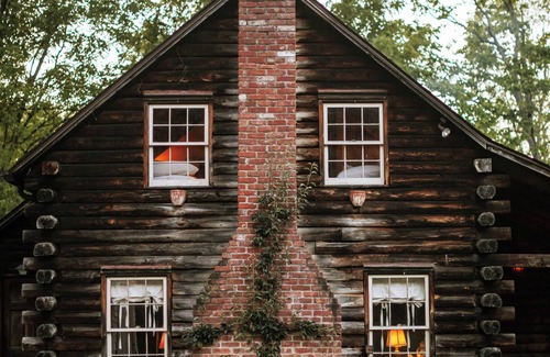 Town of Marbletown House | Duck Pond Lodge: Classic Log Charm | Hot Tub