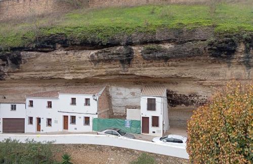Setenil de las Bodegas Apartment | Duende de Setenil