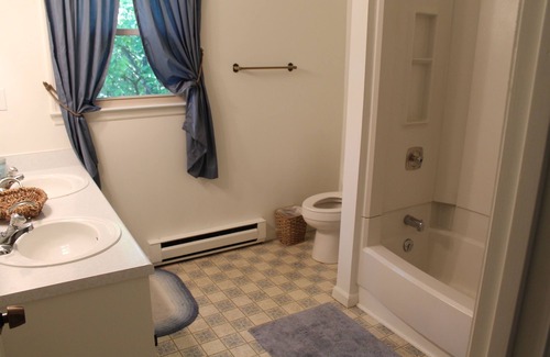 McGaheysville Cabin | Duke's Den, A Storybook Mountain Getaway.