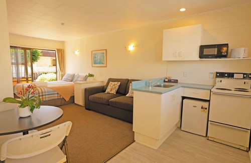 Royal Oak Hotel | Dukes Midway Lodge