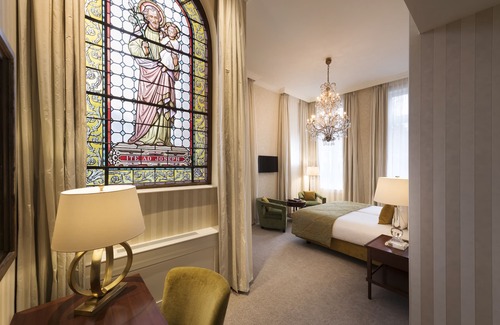 Historical Center Bruges Hotel | Dukes’ Palace – by Dukes’ Hotel Collection