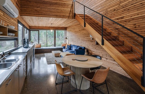 Halls Gap Apartment | DULC Cabins
