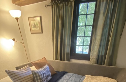 Ashley Oaks Cottage | Duncan Cottage