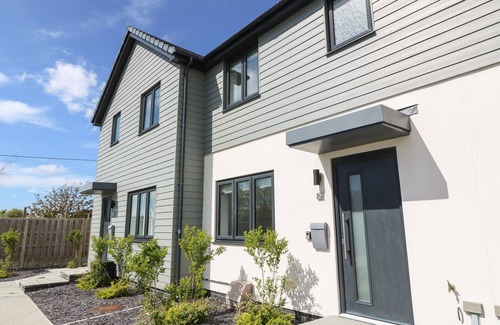 Llanfaelog Cottage | Dune Retreat