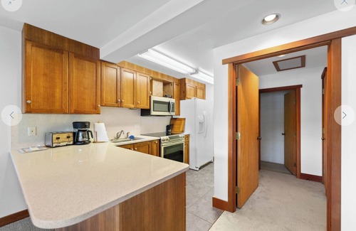 Saunders Lake House | DUNE RIDER’S DREAM-FISHERMEN’S PARADISE!