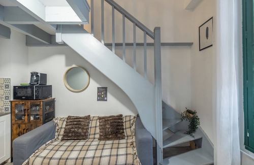 Marengo - Jolimont Apartment | Duplex apartment 200m from the station, in the town center