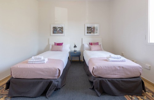 Hispanoamerica Ski Chalet | Duplex Chalet - 3BD 2BT - Chamartin / Bernabeu