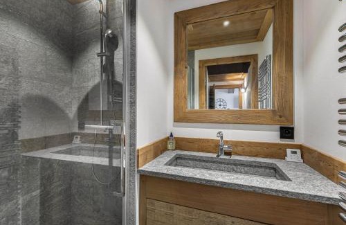 Le Praz Apartment | Duplex Charmant Près des Pistes avec Hammam et Cheminée à Courchevel Le Praz - FR-1-568-8