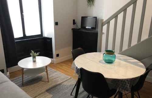 Cholet Apartment | DUPLEX COSY HYPER CENTRE CHOLET
