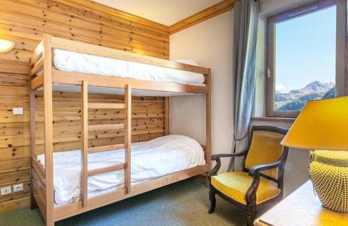 Val-d'Isere Apartment | Duplex de Standing au Pied des Pistes avec Grand Balcon, Expo Sud/Ouest, Parking Inclus - FR-1-694-169
