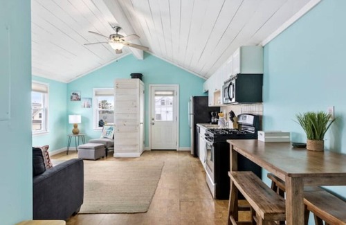 Salisbury Beach House | Duplex for Multi-Family Groups -Pet Friendly-Steps to Beach-45 Min to Salem, MA