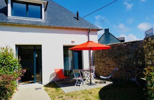 Parame House | Duplex Hermine Cosy, jardin sud & parking