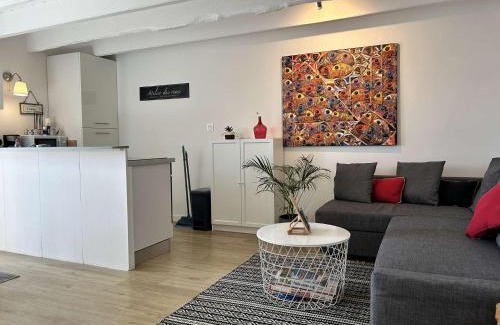 Erquy Apartment | Duplex rénové avec vue exceptionnelle sur le port d’Erquy