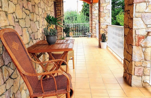 Gualba de Dalt House | DUPLICATECalm Oasis Villa, pool, bbq, 30 km from Barcelona