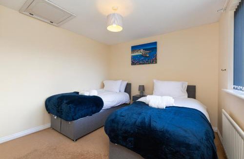 Durham House | Durham 3Bedroom Home Away From Home