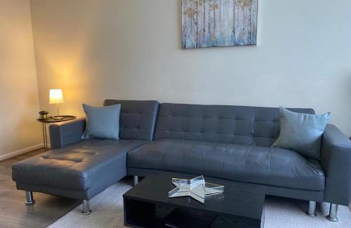 Chester-le-Street Apartment | Durham Stay 2BR