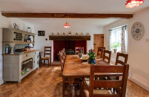 Hindolveston House | Dyes Cottage