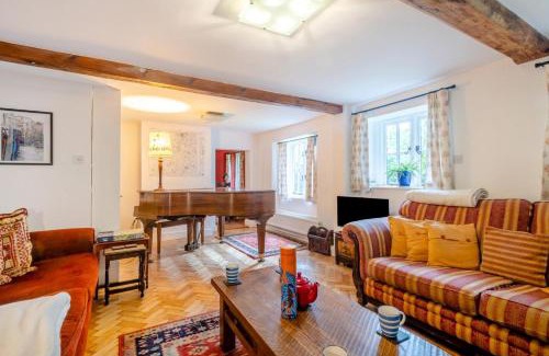 Hindolveston House | Dyes Cottage