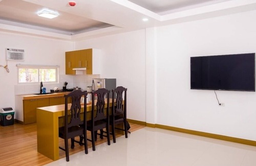 Dumaguete Apartment | E and C tourist Inn