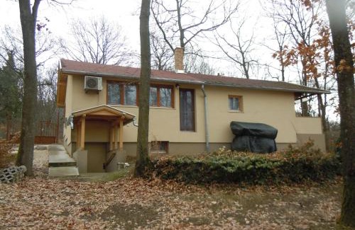 Veroce House | E-major