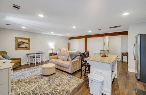 Statesboro Apartment | Eagle Exec Loft In Downtown Statesboro