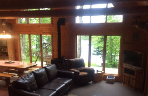 Hurley Cabin | Eagle Point Cabin on Island Lake in Iron County, Wisconsin