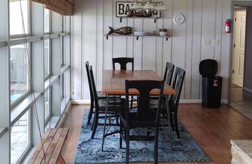Rockwood House | Eagle Point with a flat yard that has it all! Perfect multi-generational vacation home!