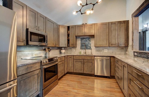 Warrior's Mark Condo | Eagle Ridge Escape 5 Bedroom Townhouse by RedAwning
