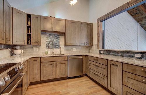 Warrior's Mark Condo | Eagle Ridge Escape 5 Bedroom Townhouse by RedAwning