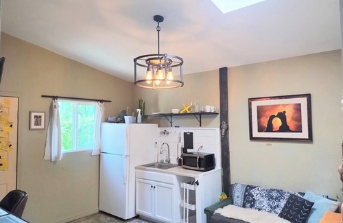 Tucson Apartment | Early Birds Guest House in Central Tucson. Your Casita awaits.