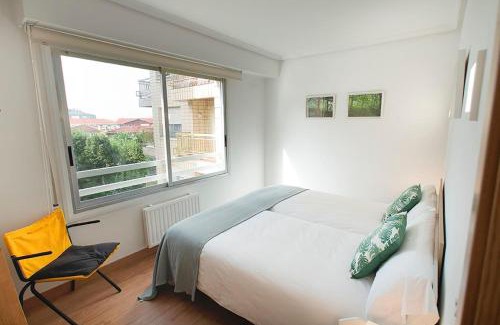 Zarautz Apartment | Earra - Itxaso - Garaje incluído - 2 minutos playa