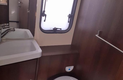 Broxburn Other | Easicampers Edinburgh