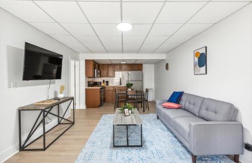 Central Business District Apartment | East 116 I Corporate 1bd Suite In Rochester I Gym