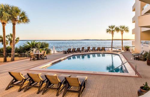 Holiday Isle Apartment | East Pass 407