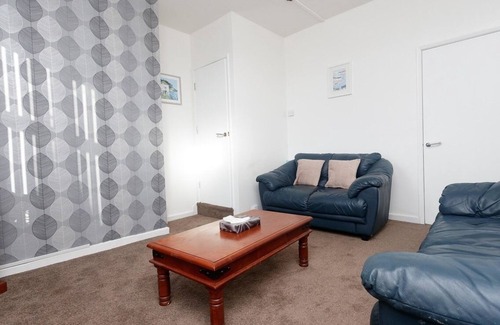 Leeds Apartment | Eastpark Residence