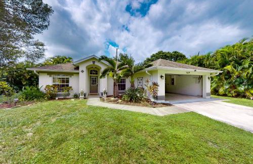 Lakewood Park House | Eastwood Hideaway