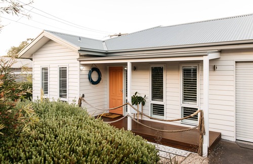 Dromana House | Easy and dreamy sanctuary with a relaxed coastal vibe