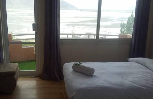 Skardu Hotel | Eat And Read Hotel