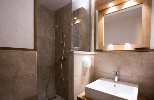 Nevache Hotel | Echaillon Hotel & Spa