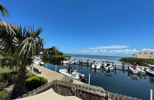 Islamorada Apartment | Eclectic Easeful Stay!