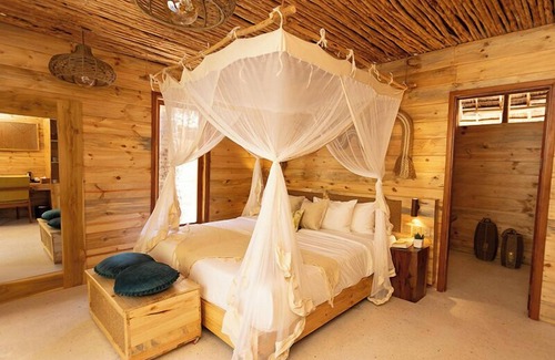 Paje Hotel | Eco Mónica - By Cristal Resort