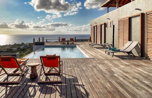 Sabadeco House | eco villa ocean views allround