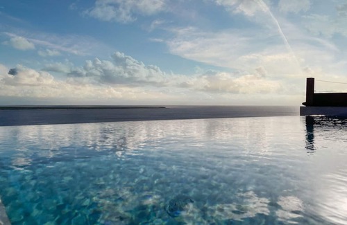Sabadeco House | eco villa ocean views allround