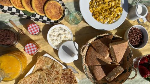 Fdalate Ski Chalet | Ecolodge Vert, Benslimane