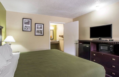 Asheville Hotel | Econo Lodge Biltmore